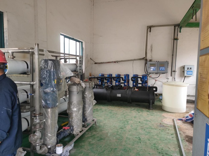 廢水處理設(shè)備.jpg 廢水處理設(shè)備.jpg